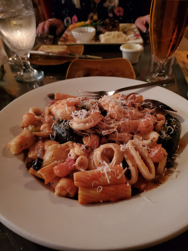 DeFina`s Italian Restaurant